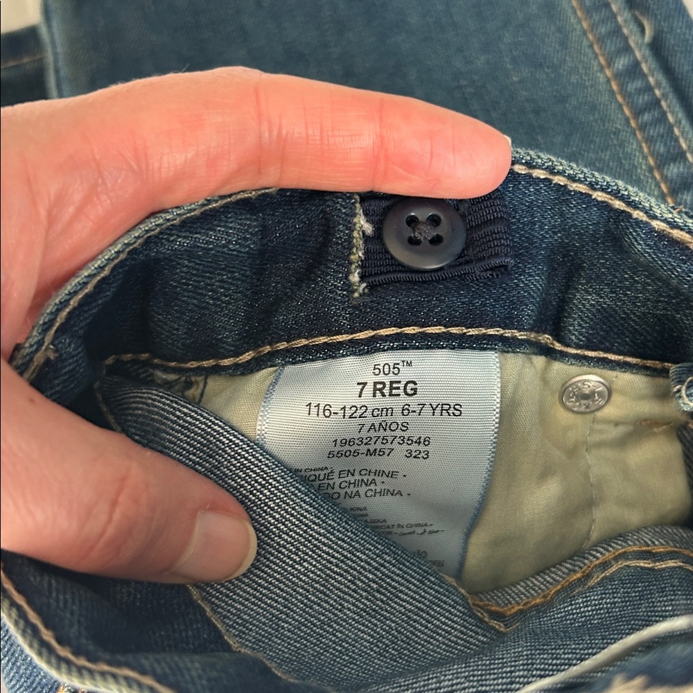 2 Pair of Levi Boy’s jeans - Picture 4 of 6